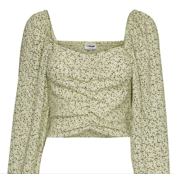 NWT Noisy May XL Briar Ruched Balloon Sleeve Green and Purple Floral Top - Picture 4 of 12